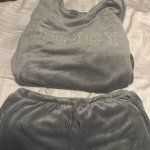 NWT Juicy Couture Bling Grey Long-Sleeve Pajama Set
